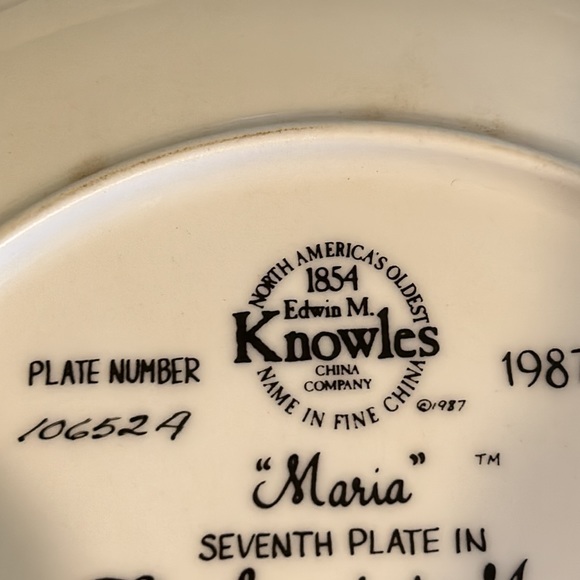 Edwin M Knowles China Company The Sound Of Music Maria Plate - Picture 7 of 13